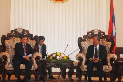 ຊຸກຍູ້ການຮ່ວມມື ລະຫວ່າງລັດຖະບານ ແລະ ປະຊາຊົນ 2 ປະເທດຫວຽດນາມ - ລາວ